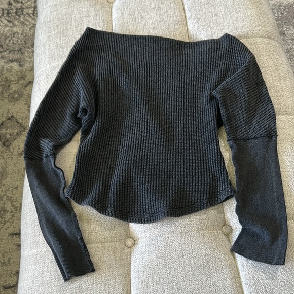 FREE PEOPLE THERMAL WAFFLES OFF THE SHOULDER LONG SLEEVE BLACK TOP SIZE S/M - Picture 3 of 12